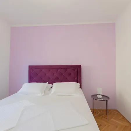 Apartment Pepi *