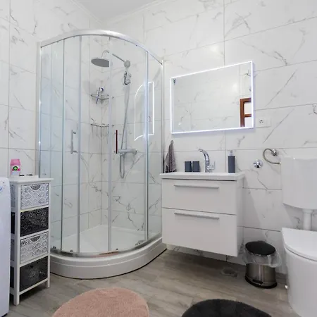 Apartment Pepi *